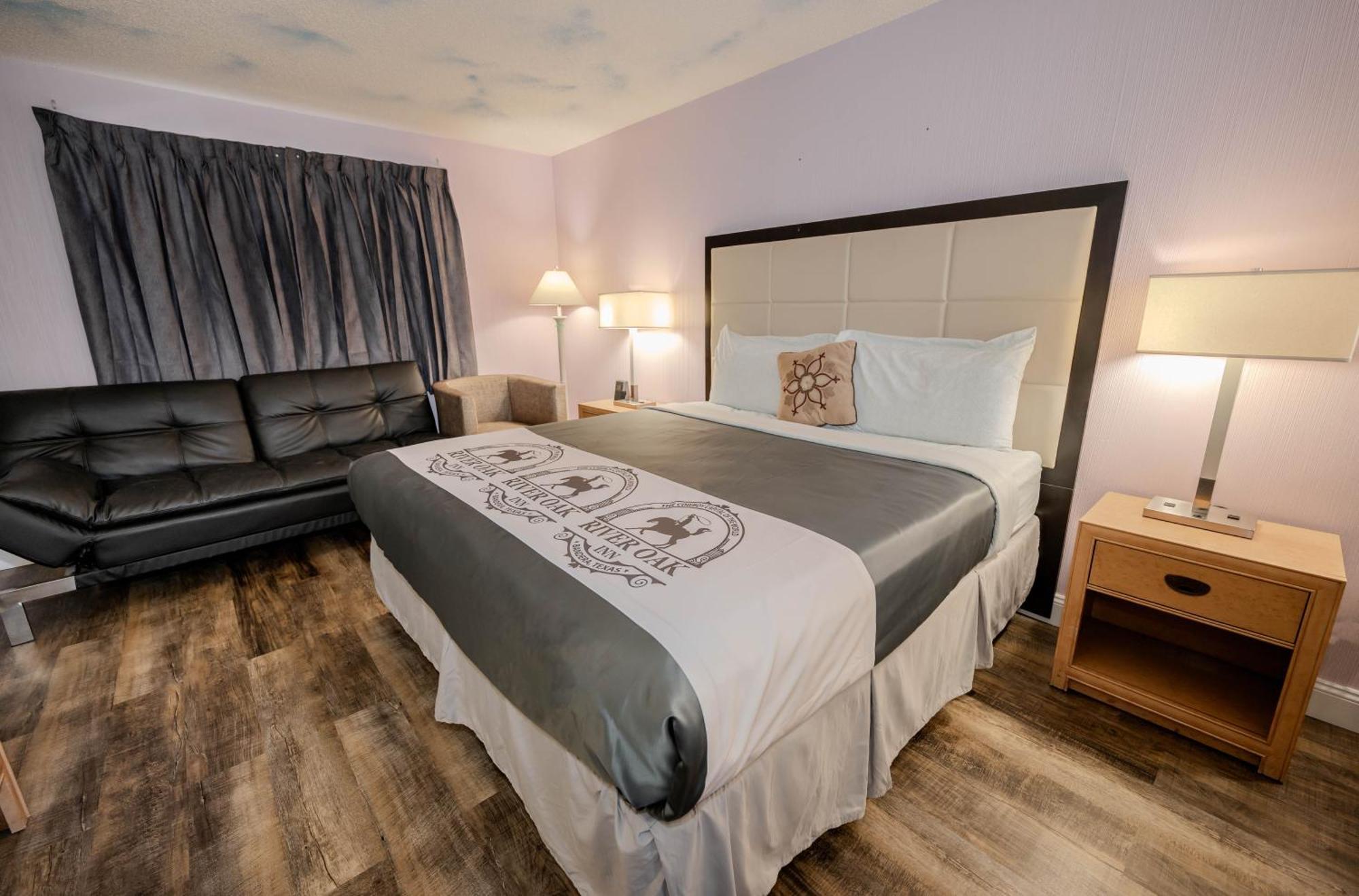 River Oak Inn Bandera Eksteriør billede