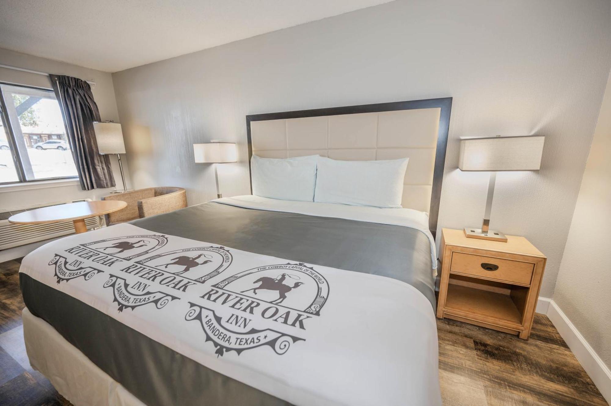 River Oak Inn Bandera Eksteriør billede